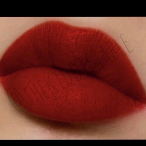 Limited Edition MAC Lipstick “healthy, wealthy, and thriving” - Picture 2 of 7